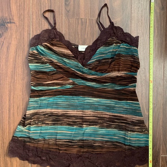 Laura sheer top - Picture 2 of 6